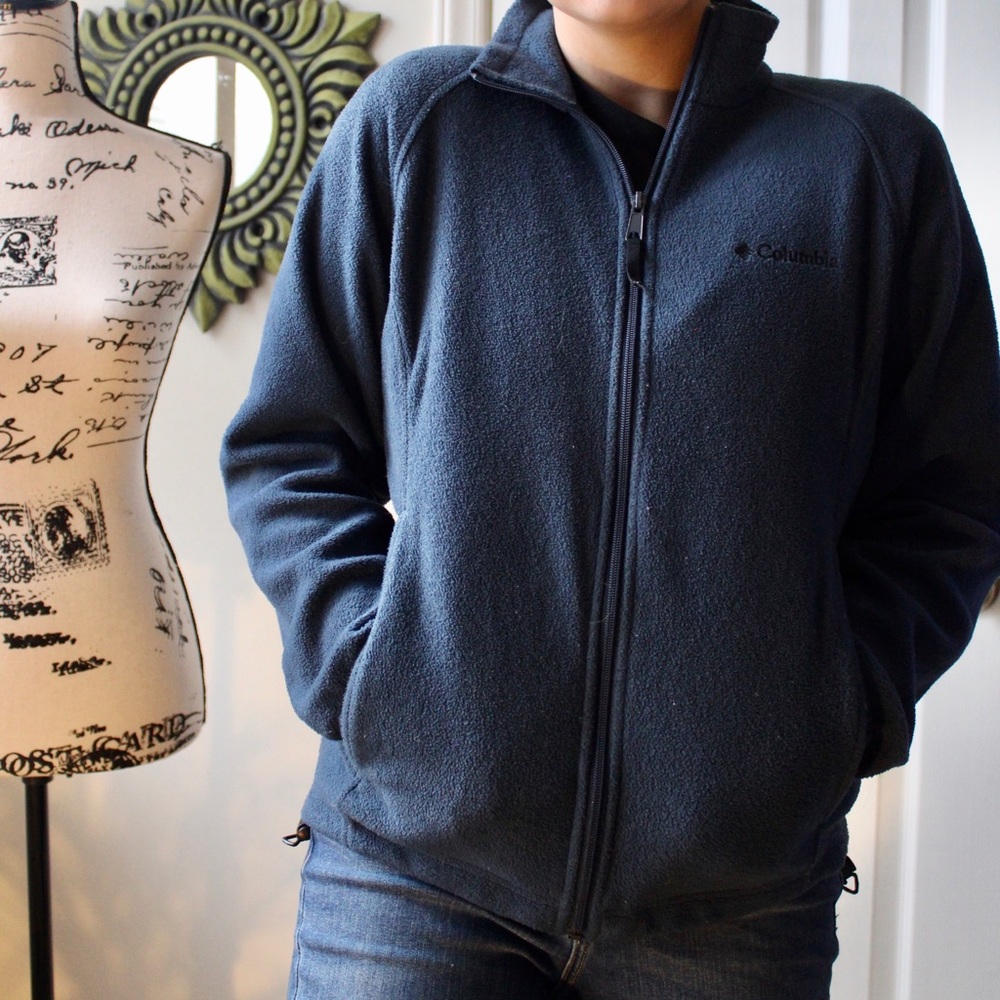 👁👁Dark blue Columbia fleece jacket